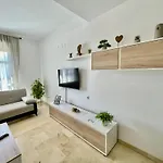 Apartament Vega House *